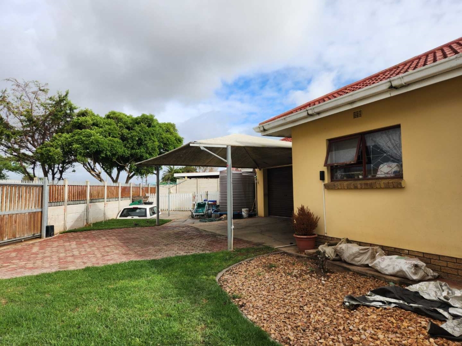 4 Bedroom Property for Sale in Hartenbos Central Western Cape